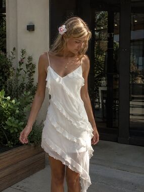 silk dress with long sleeves 1930's White Silk Long Sleeve Dress – Eveliina Vintage main image 1